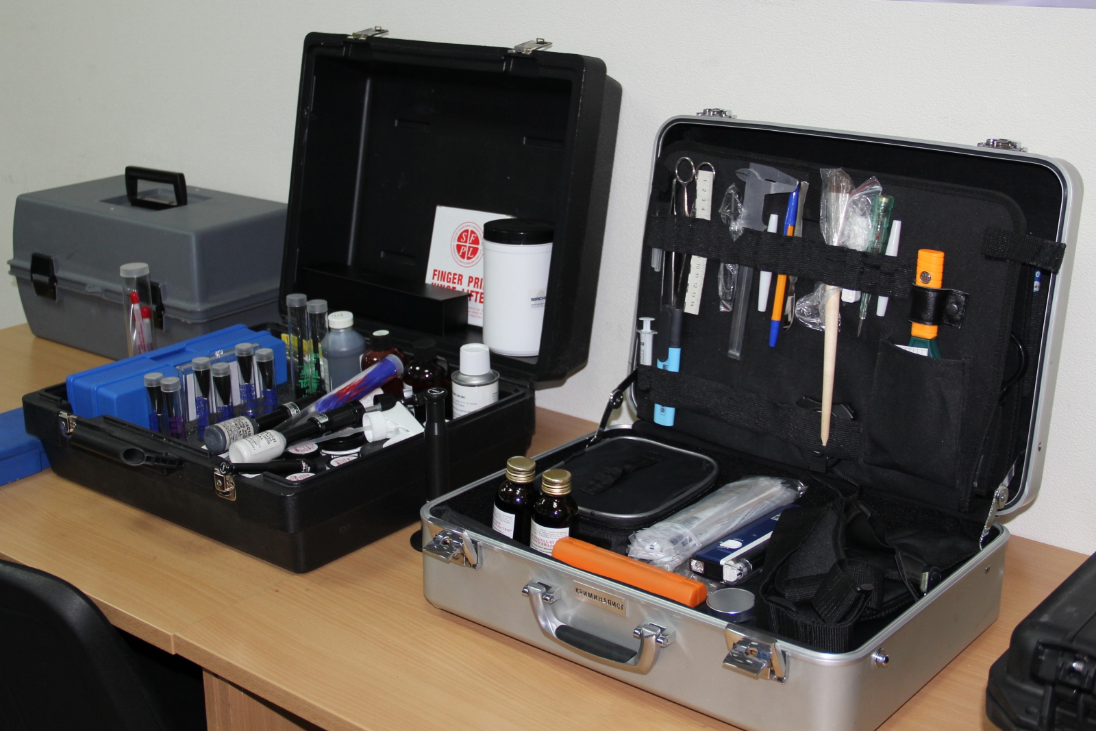 Криминалистический чемодан комплект дактилоскопии