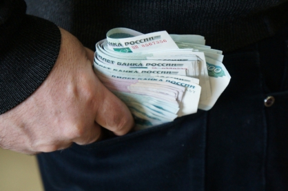 Должностное лицо в Березовском районе подозревается в получении взятки